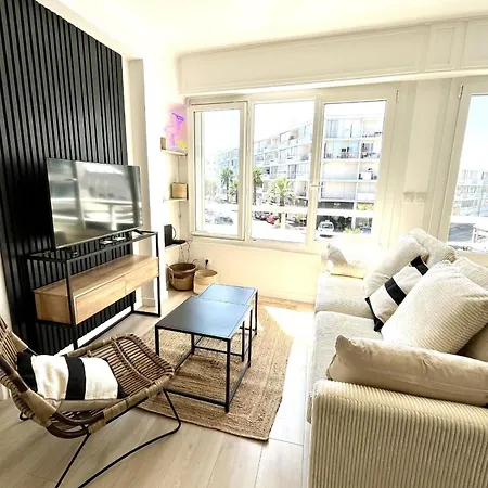 Seaside Getaway Comfort And Serenity *